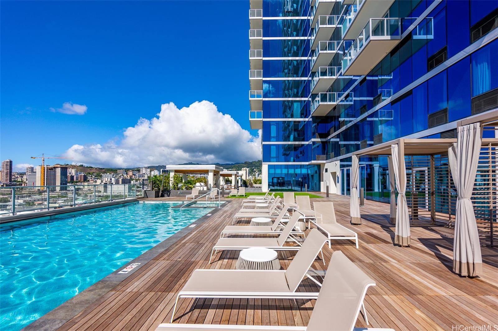629 Keeaumoku Street  Unit 1710