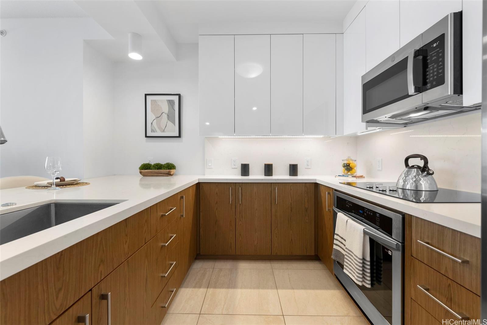 629 Keeaumoku Street  Unit 1710