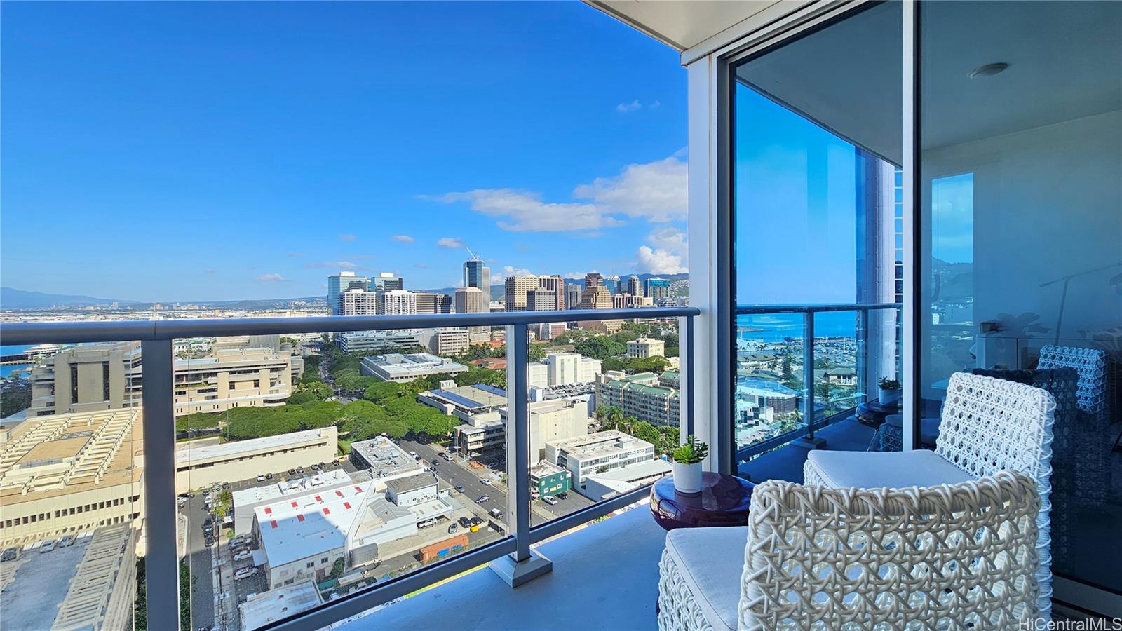 555 South Street 2307
