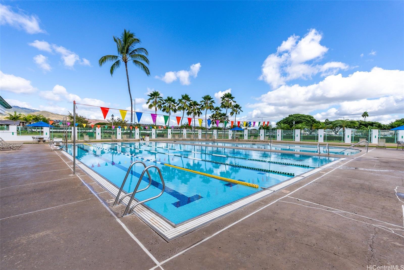 Photo 22 of 25