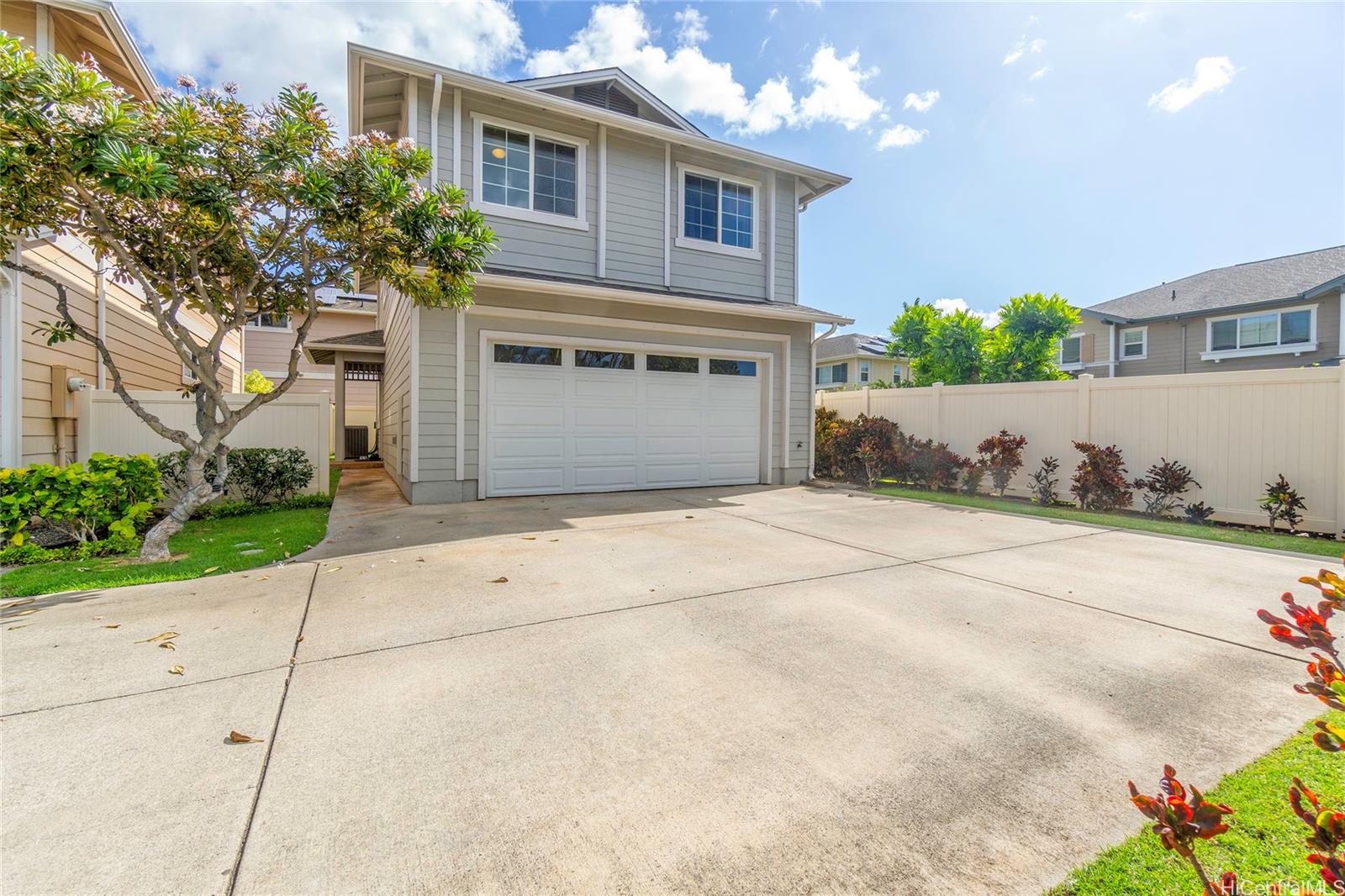 91-1001 Keaunui Drive 95