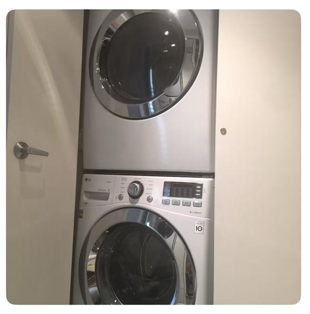 2895 Kalakaua Avenue  Unit 206