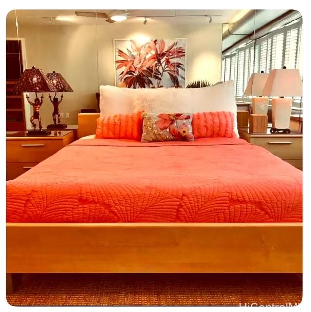 2895 Kalakaua Avenue  Unit 206