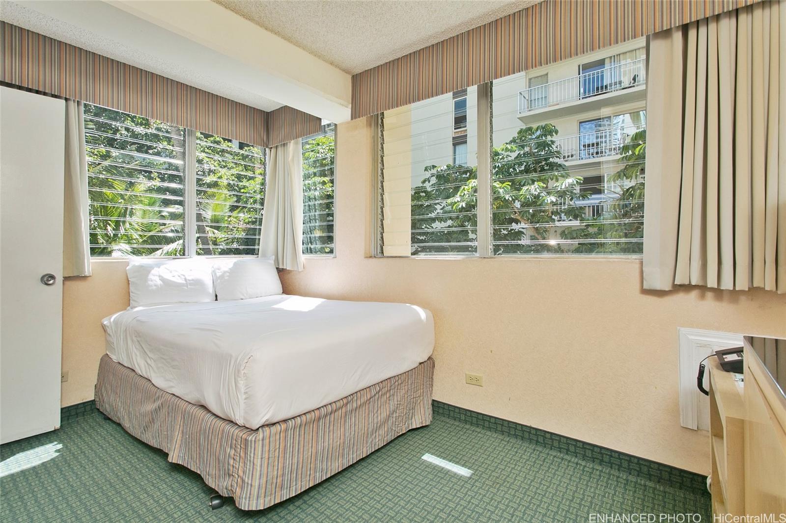 444 Kanekapolei Street 204