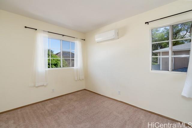 Photo 18 of 20
