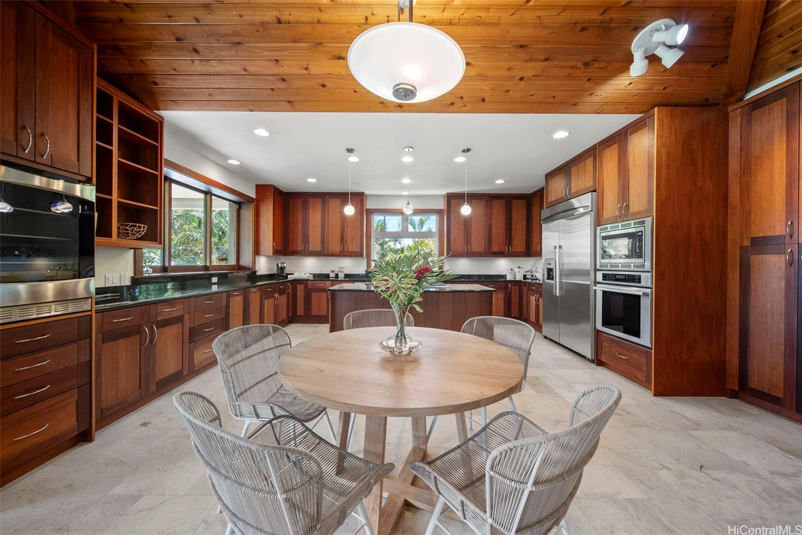 314 Lapa Place