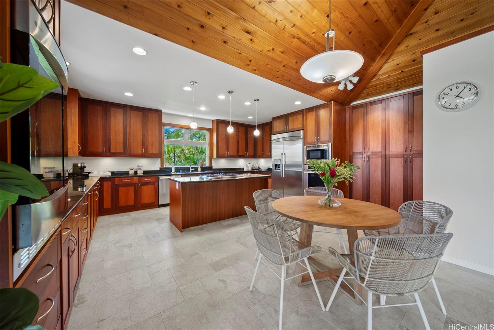 314 Lapa Place
