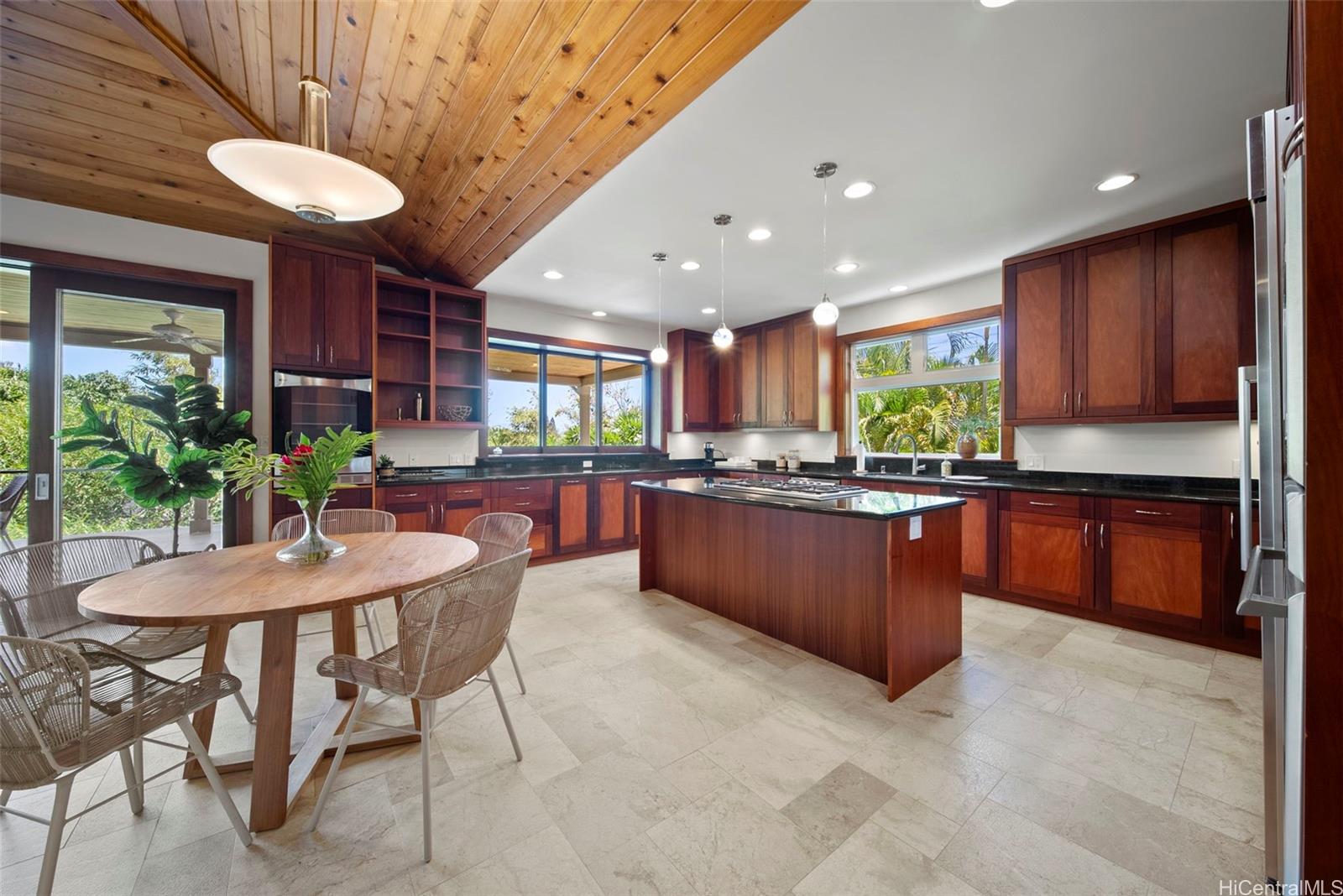 314 Lapa Place