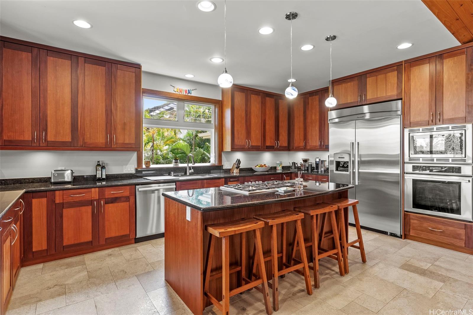 314 Lapa Place