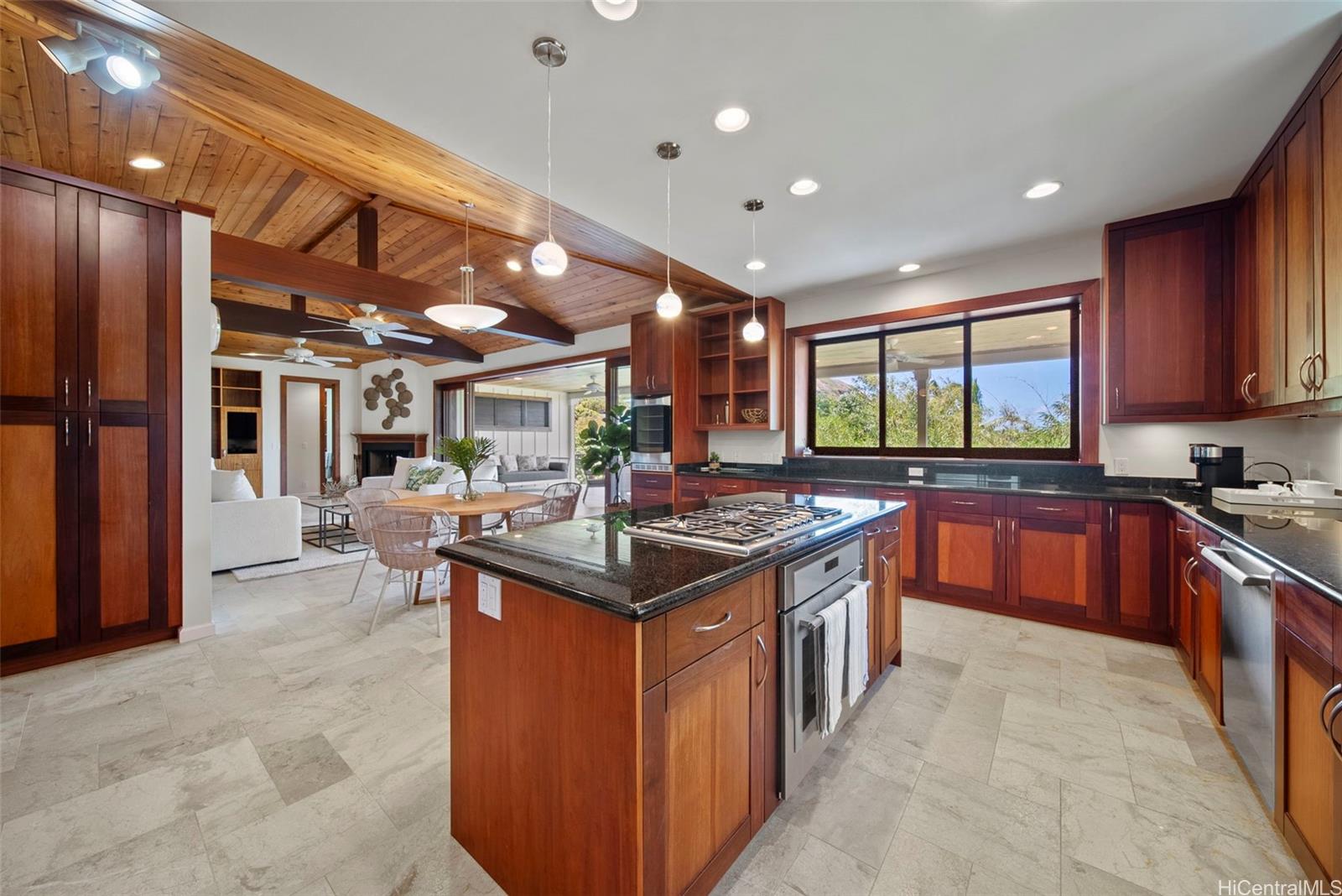 314 Lapa Place