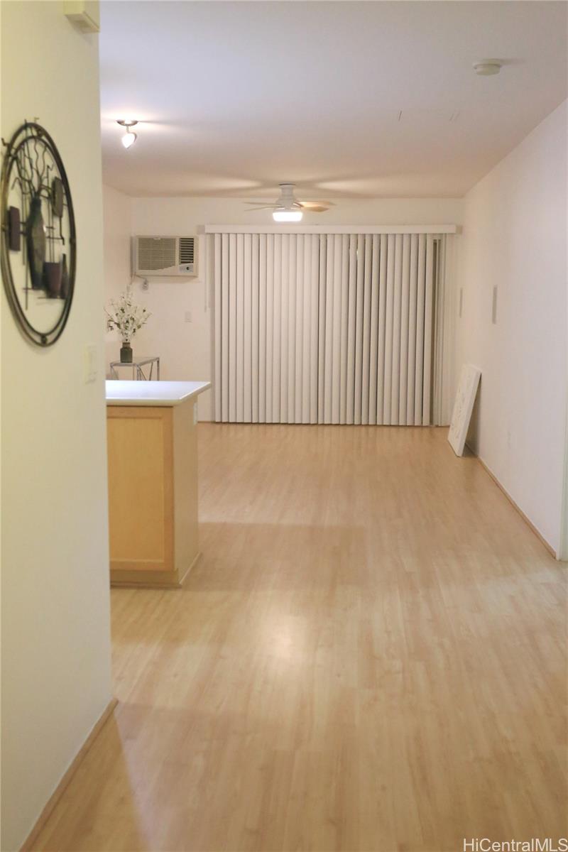 Photo 8 of 24