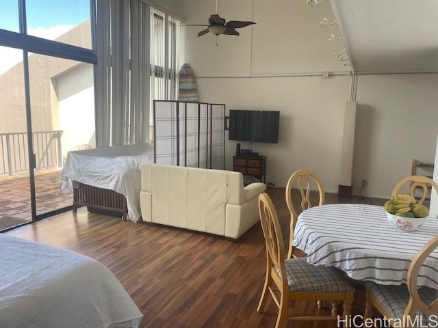 Photo 2 of 18