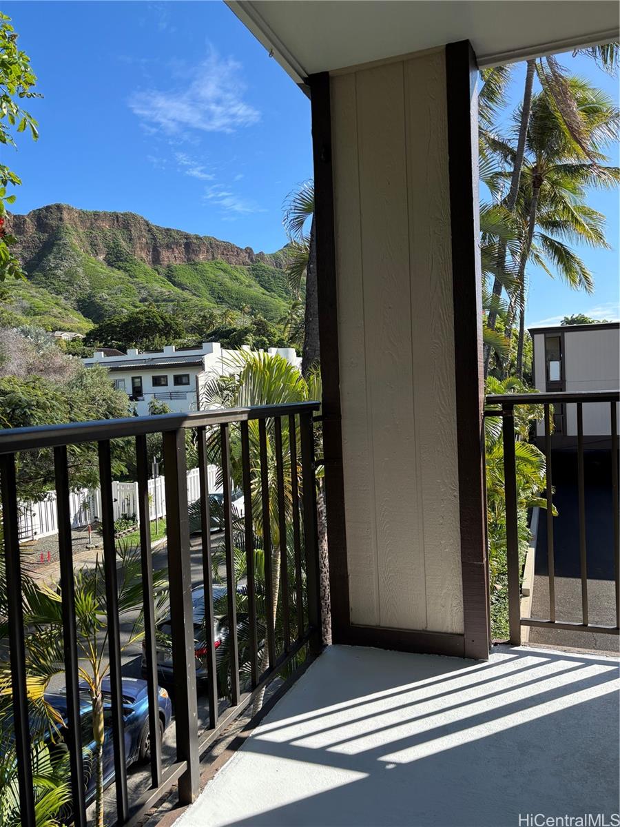 3721 Kanaina Avenue  Unit 313