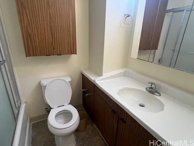 Photo 13 of 25