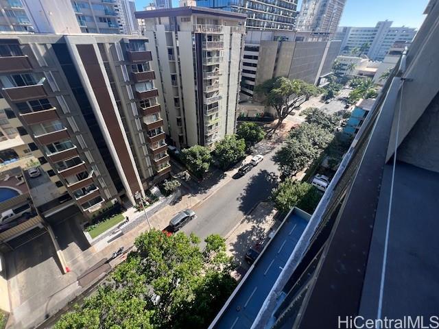 Photo 19 of 25
