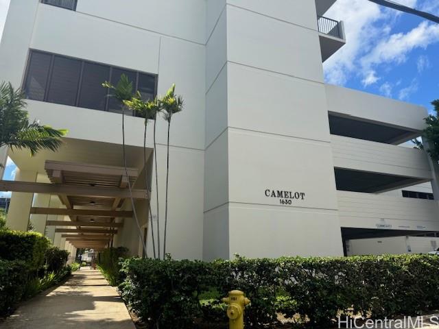 1630 Liholiho Street 1208