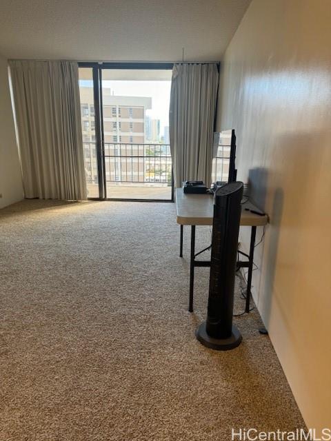 Photo 3 of 24
