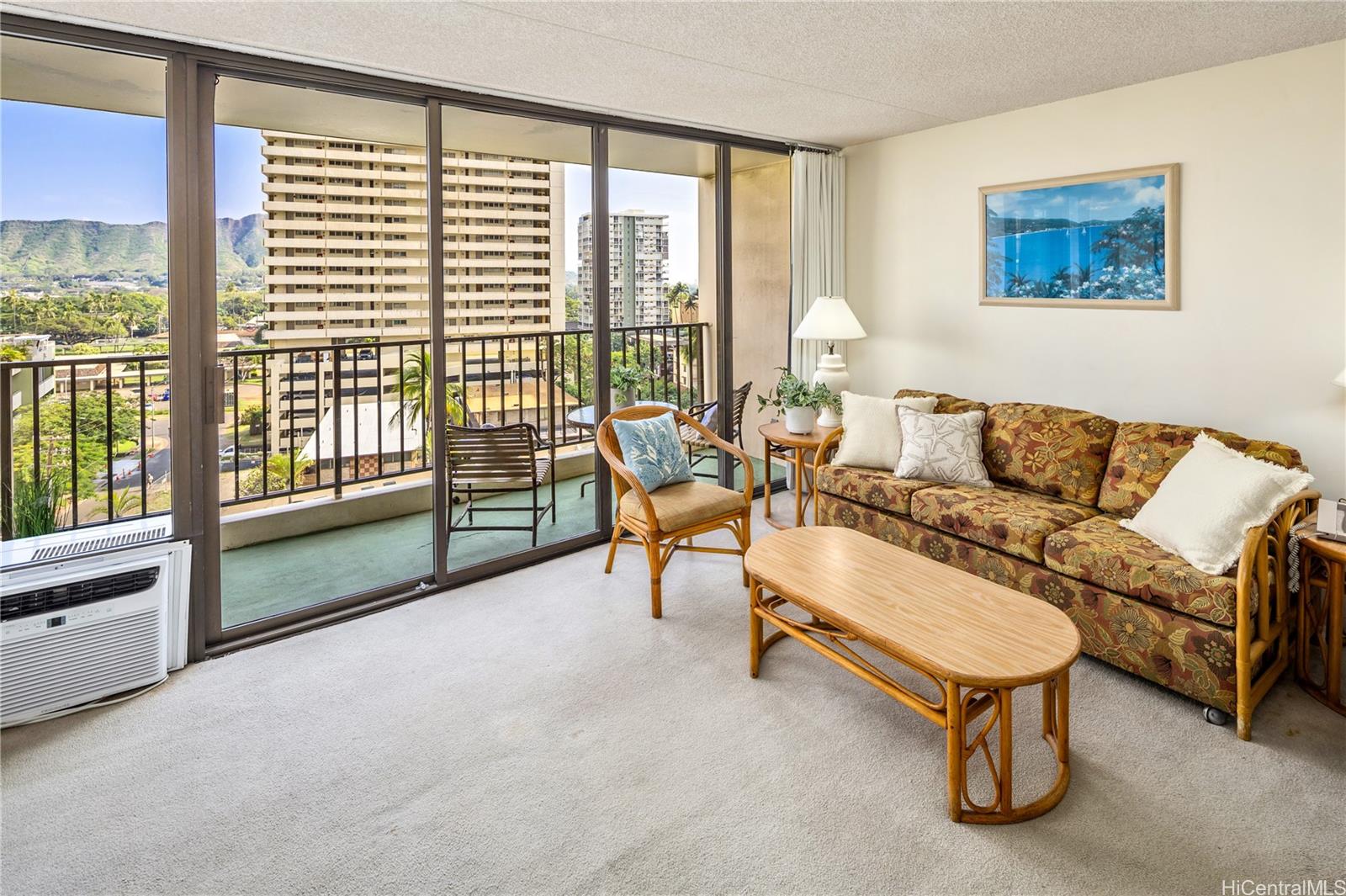 201 Ohua Avenue 909