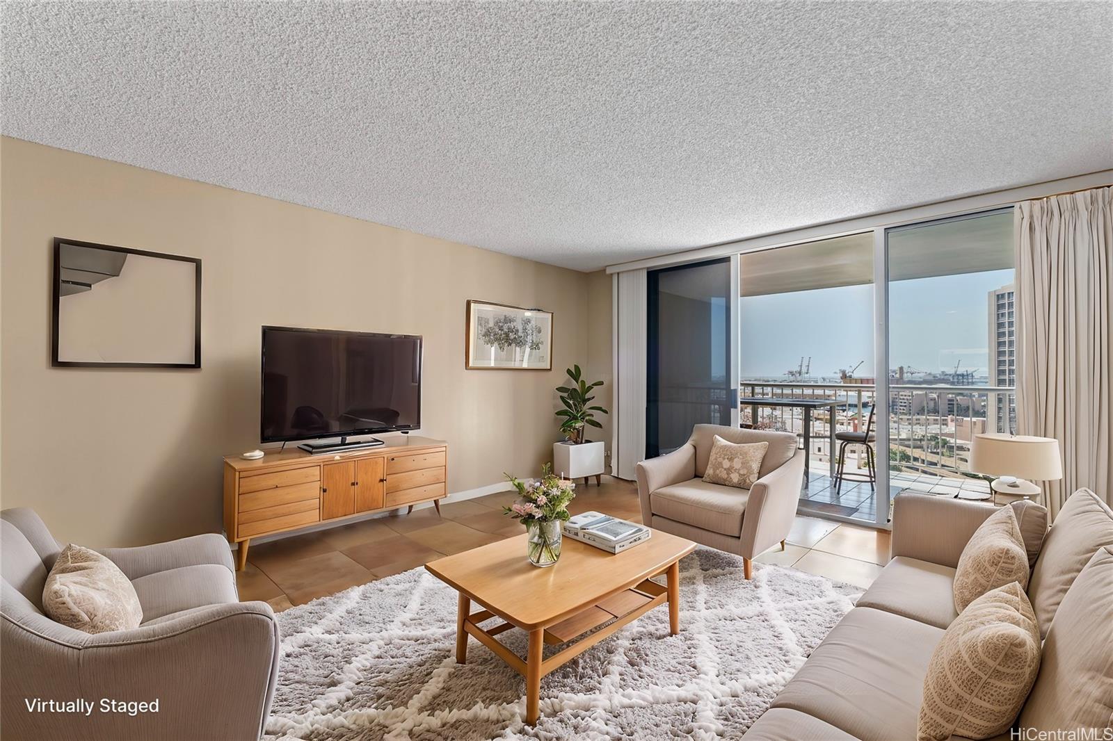 1212 Nuuanu Avenue 1412
