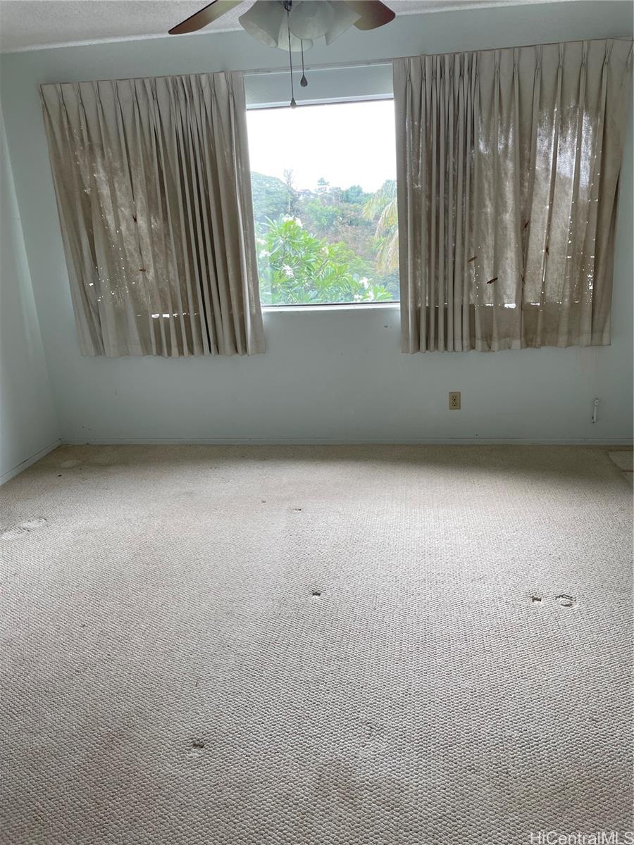 Photo 6 of 10