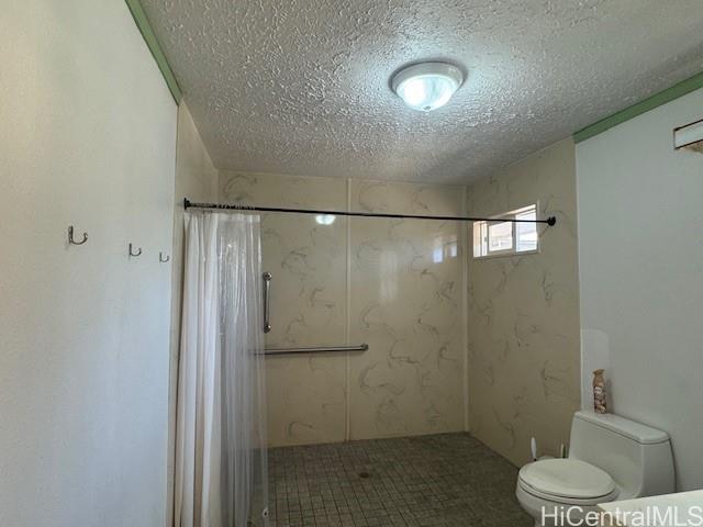 Photo 14 of 23