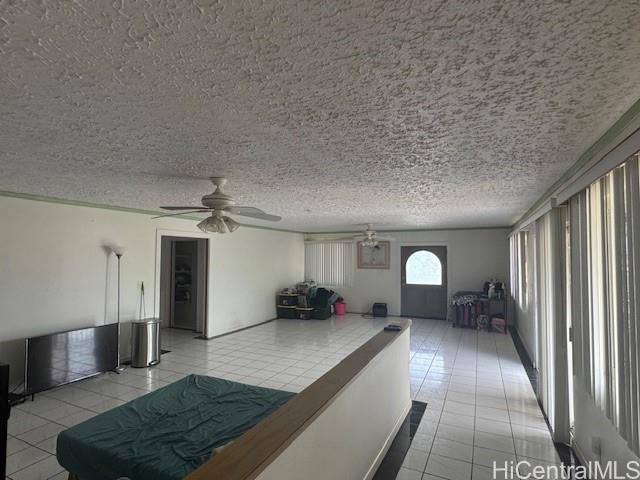 Photo 16 of 23