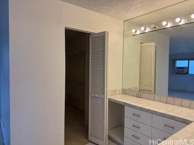 Photo 7 of 23
