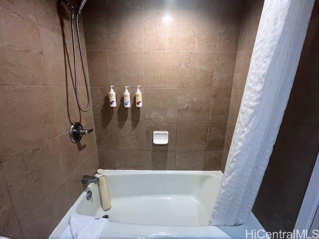 Photo 9 of 24