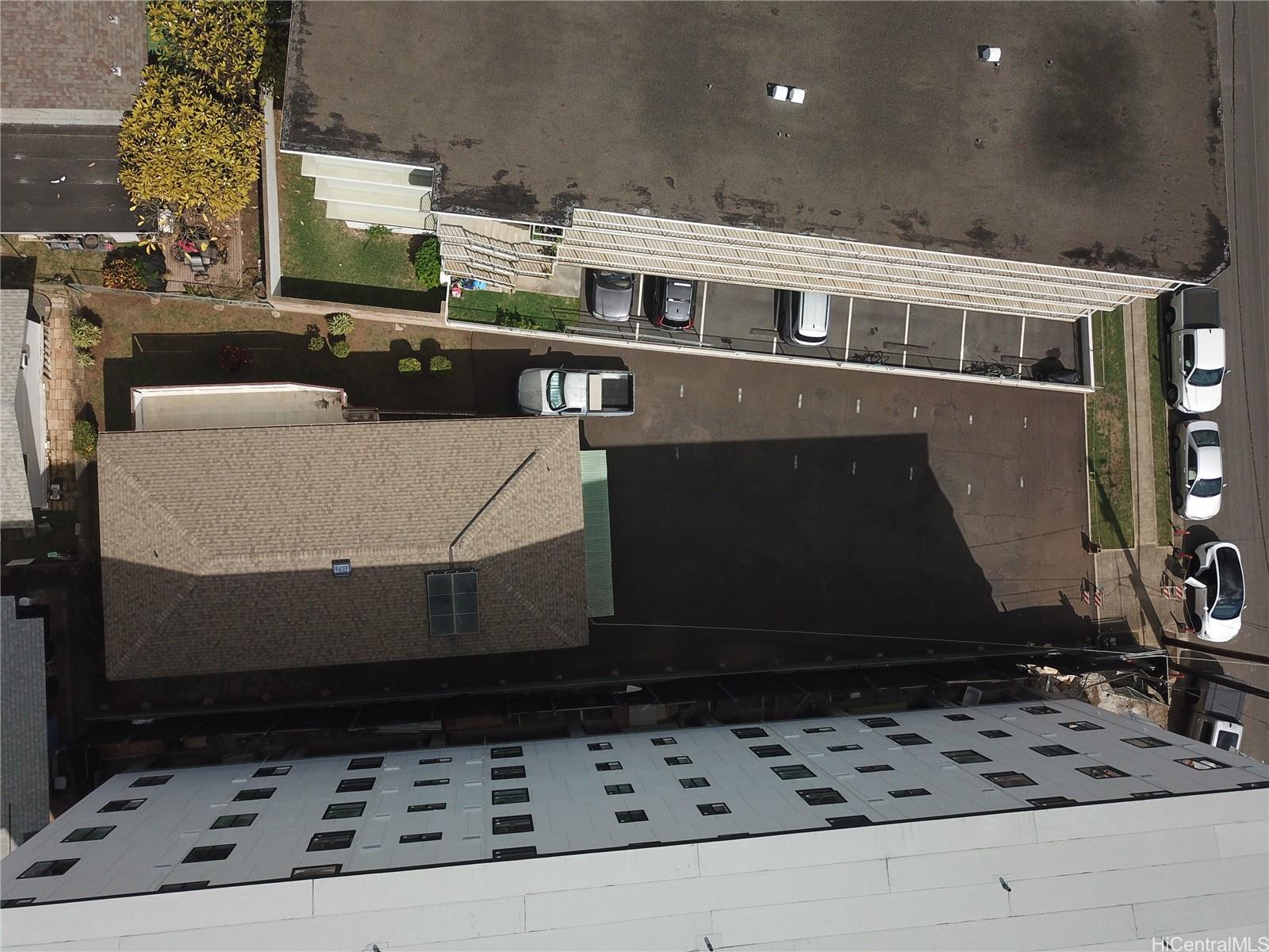 Photo 17 of 20