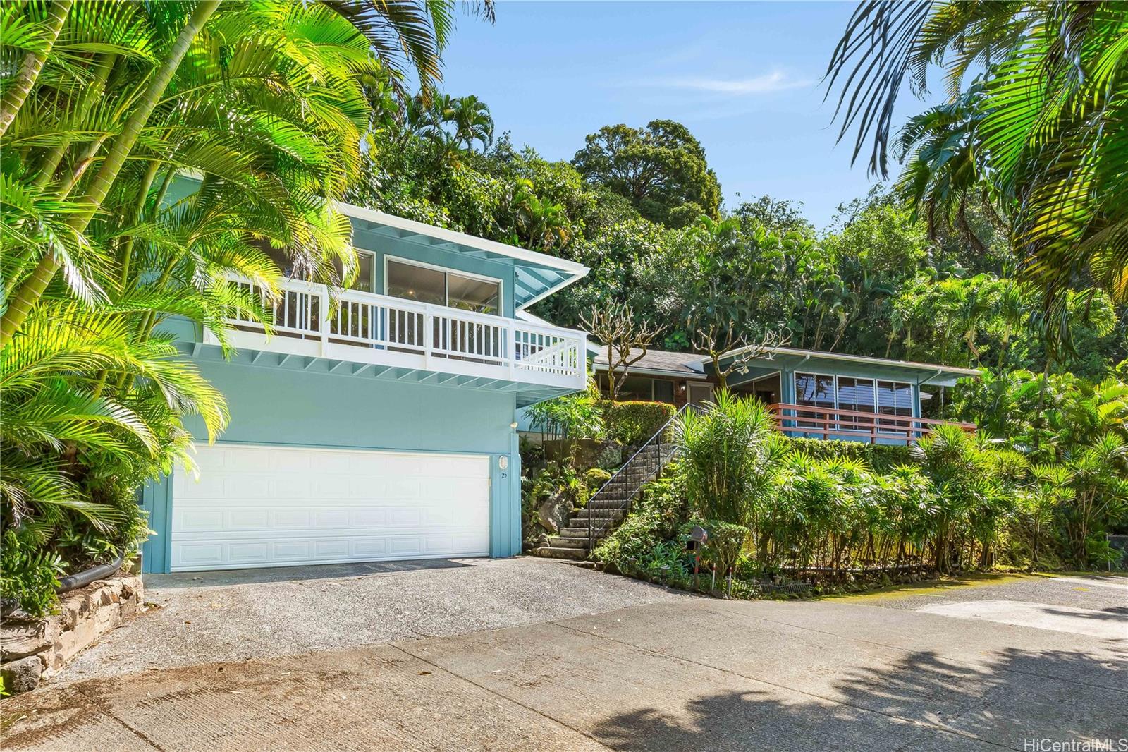 3577 Pinao Street 25