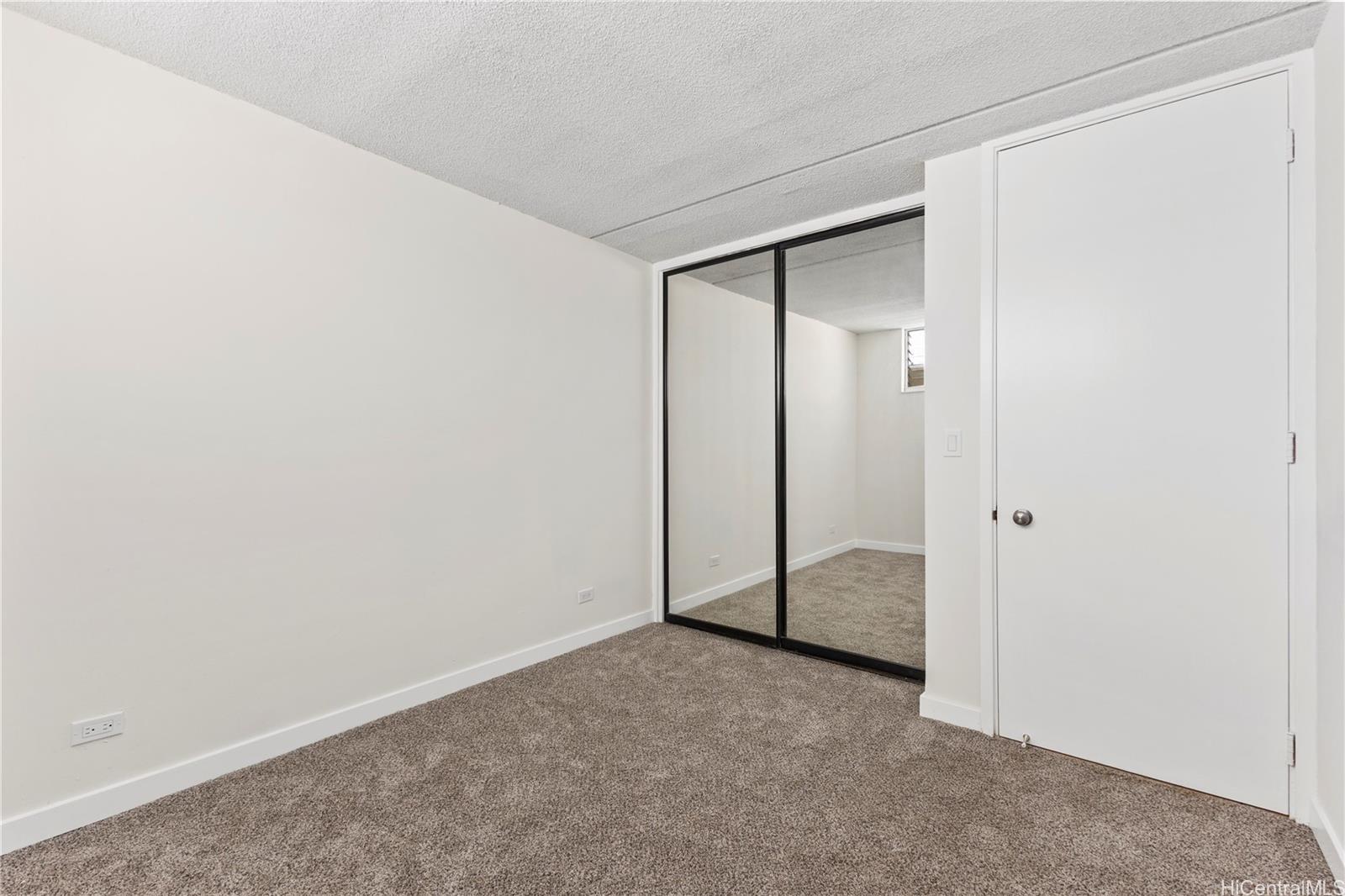 1717 Ala Wai Boulevard  Unit 701