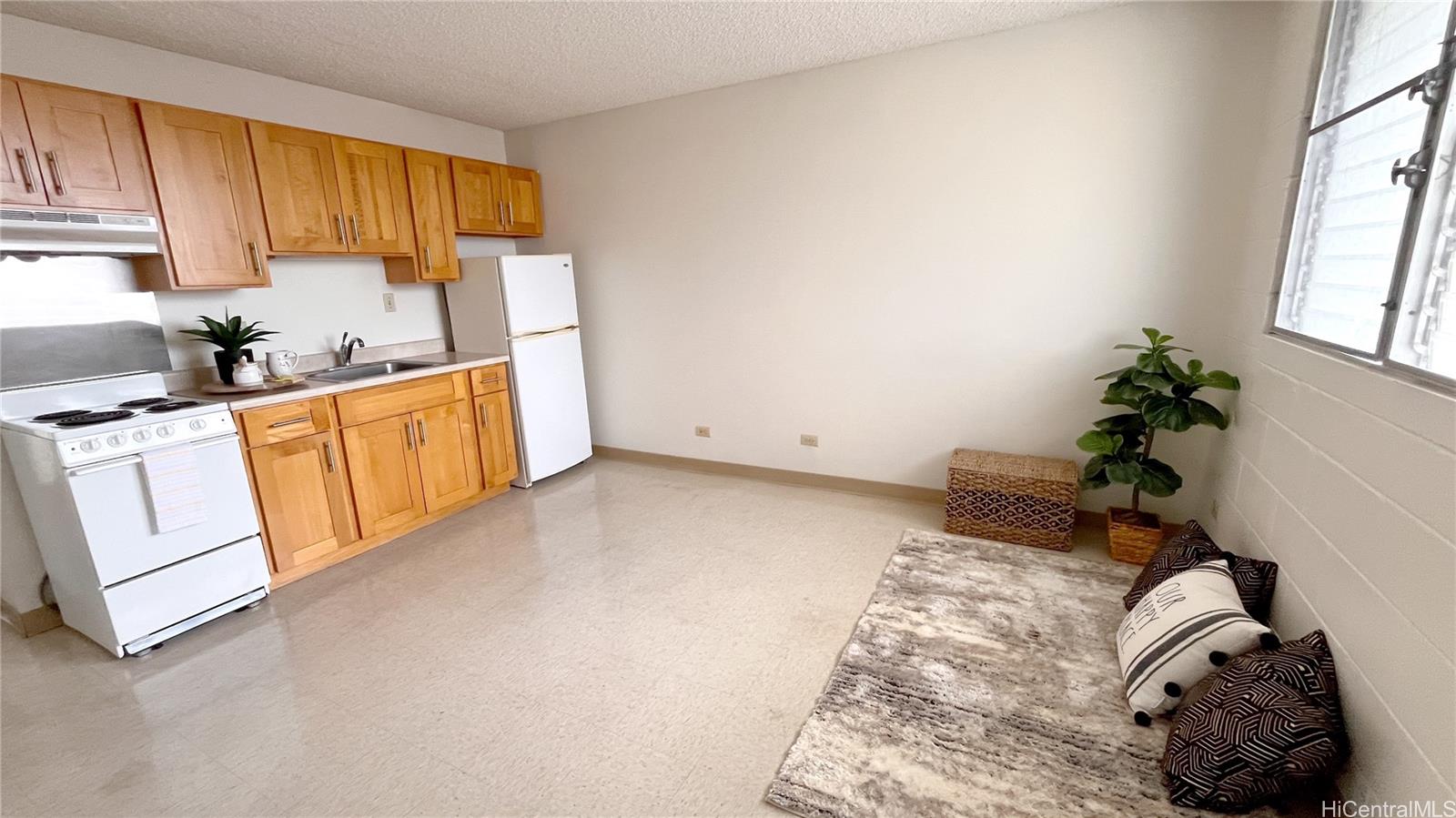 2122 Lime Street  Unit 304