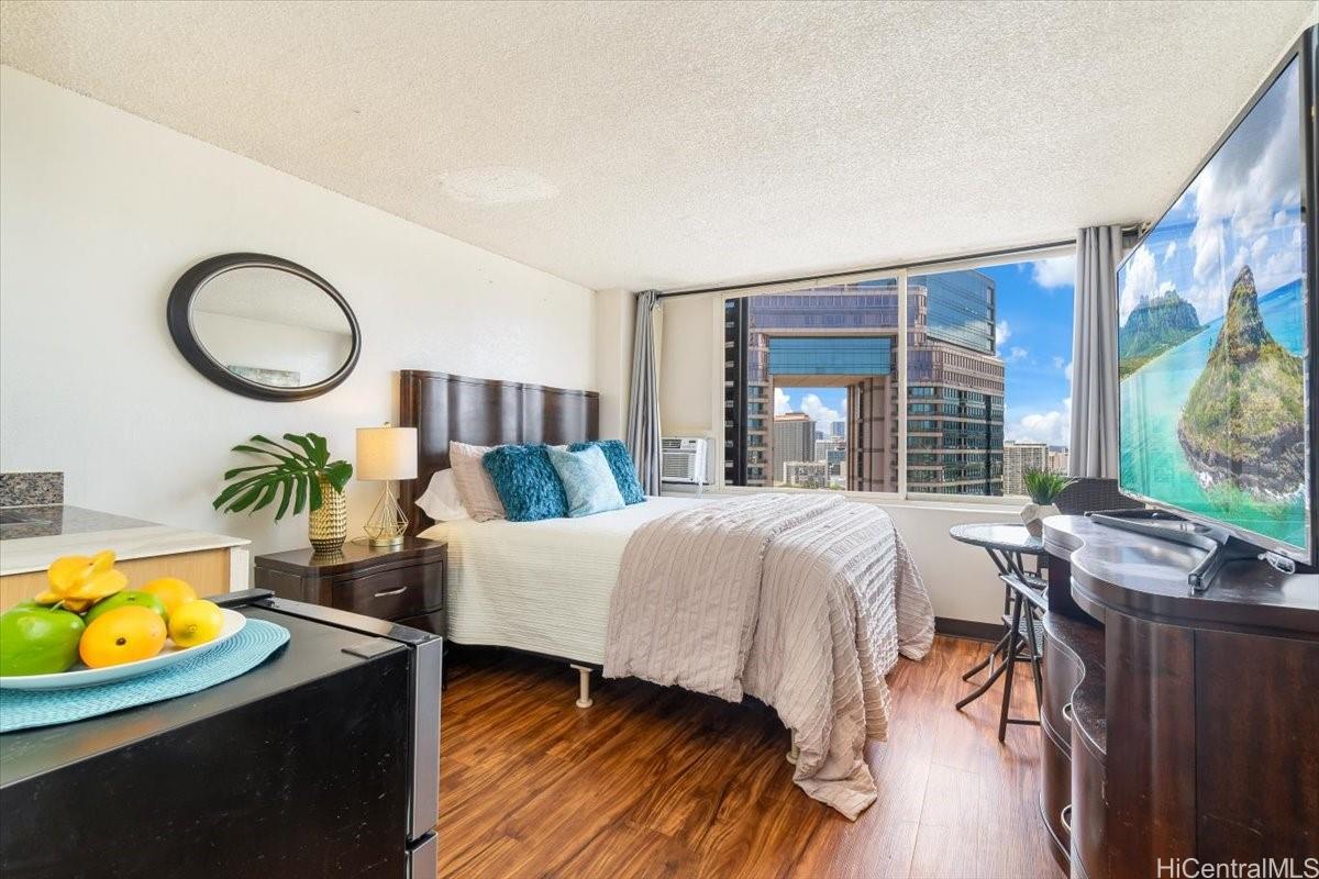 444 Niu Street 2801