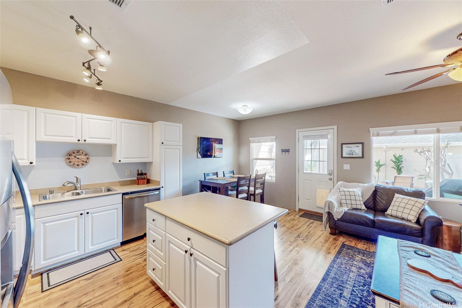 91-2034 Kaioli Street 6103