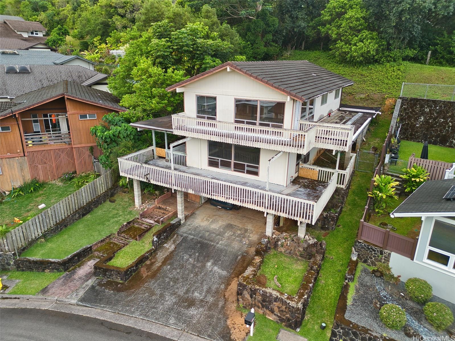 1193 Kika Place