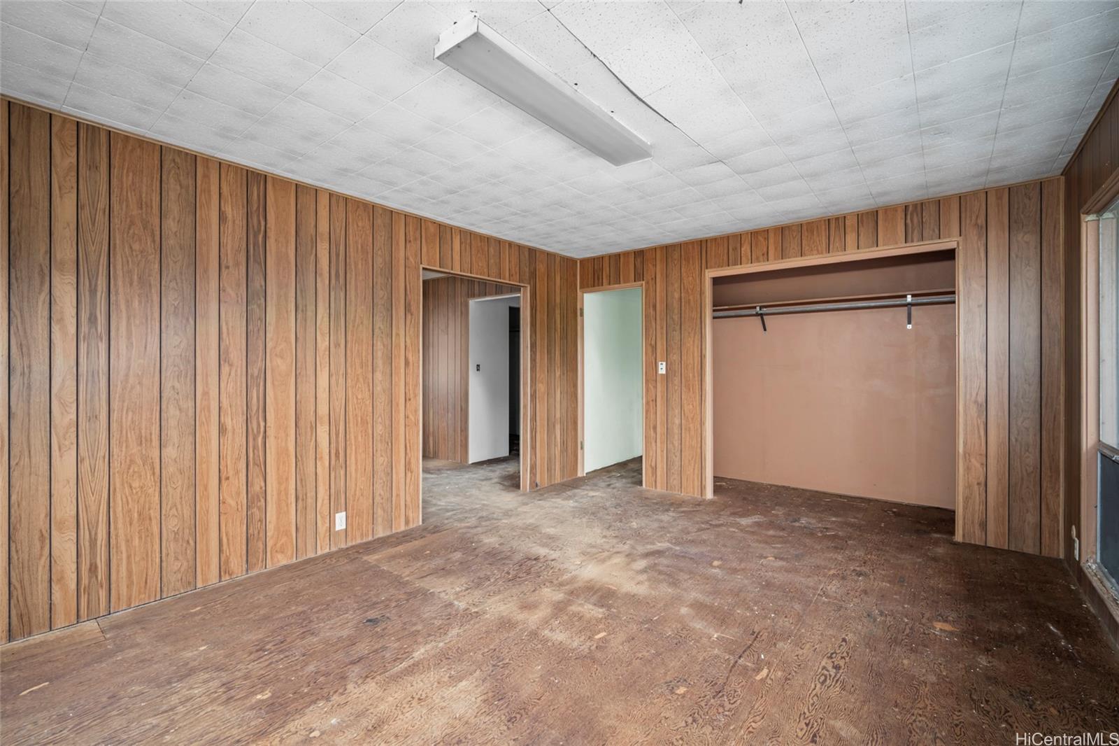 1193 Kika Place
