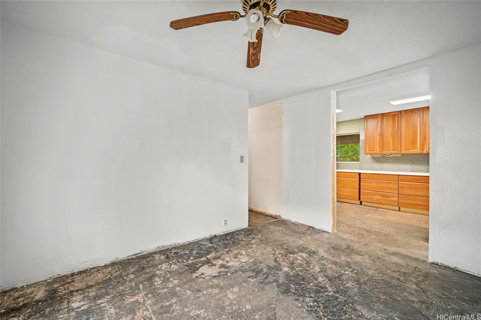 1193 Kika Place