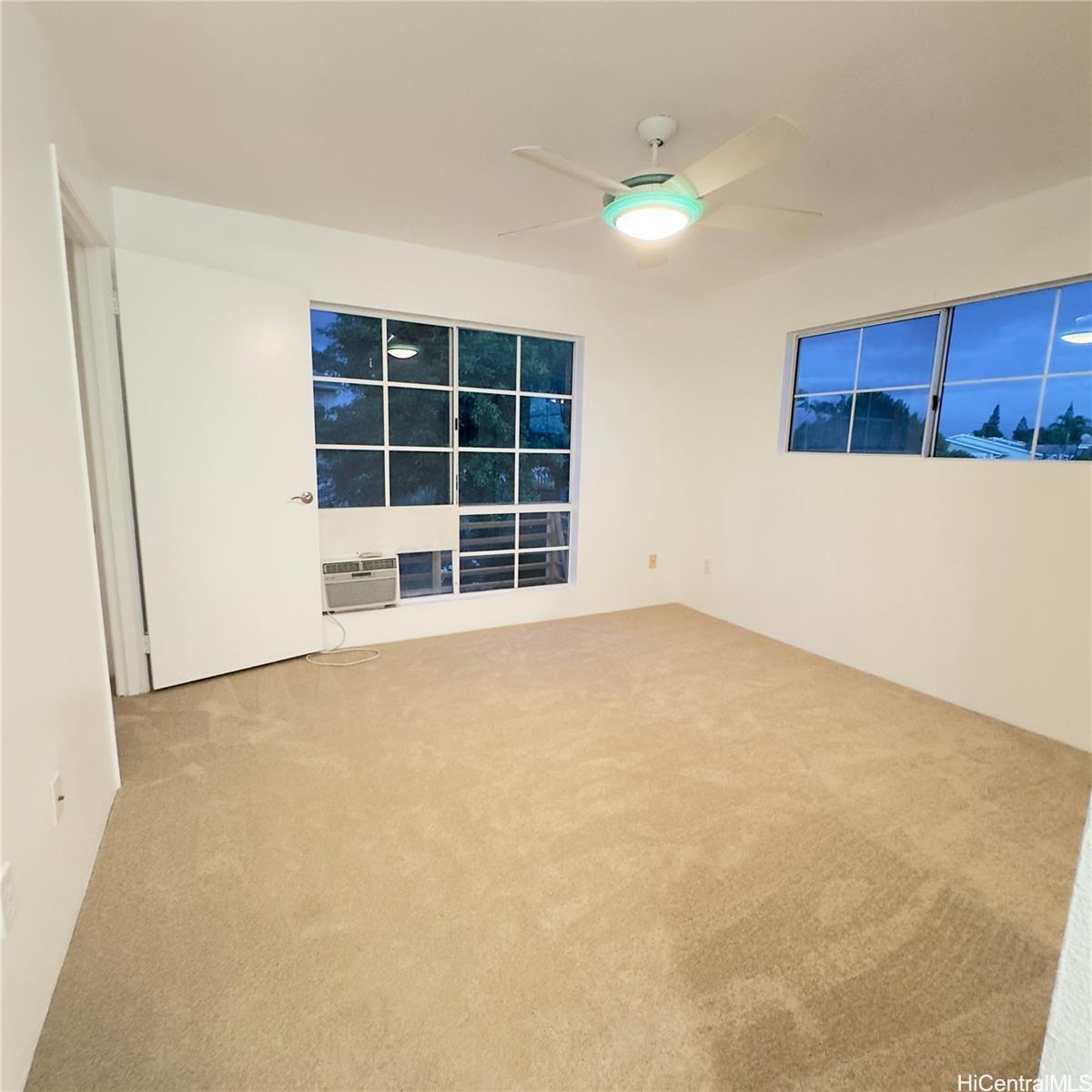 Photo 11 of 24