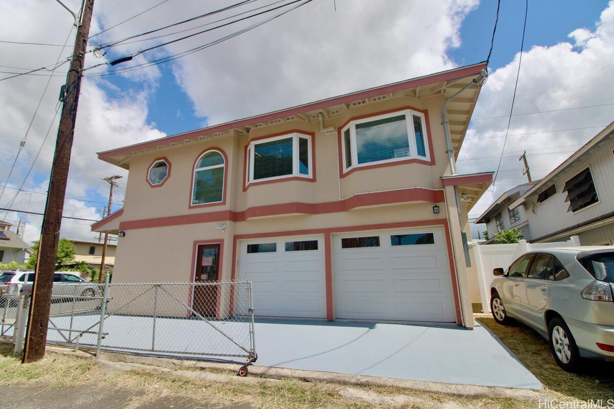 821 Momolio Street