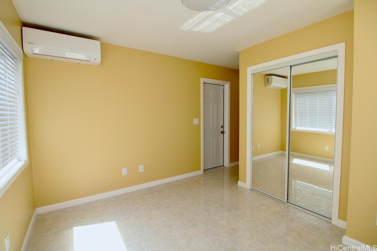 Photo 6 of 20