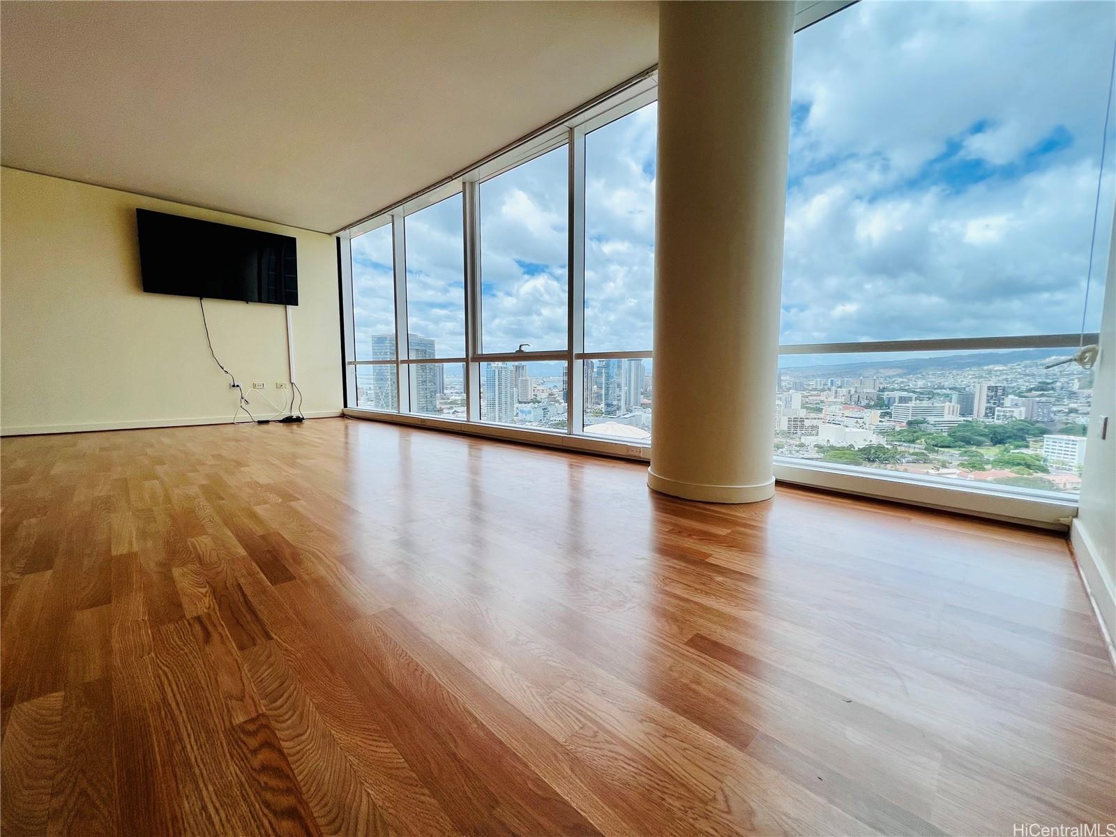 1288 Kapiolani Boulevard  Unit I3701