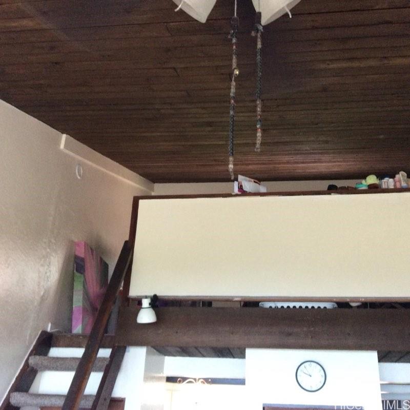 Photo 5 of 11