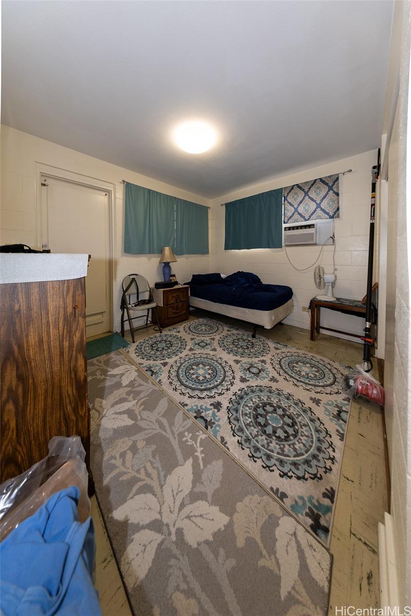 Photo 20 of 25