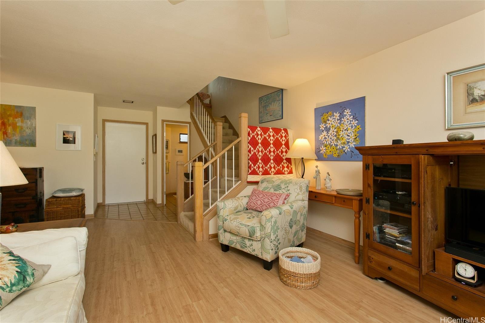 Photo 4 of 21