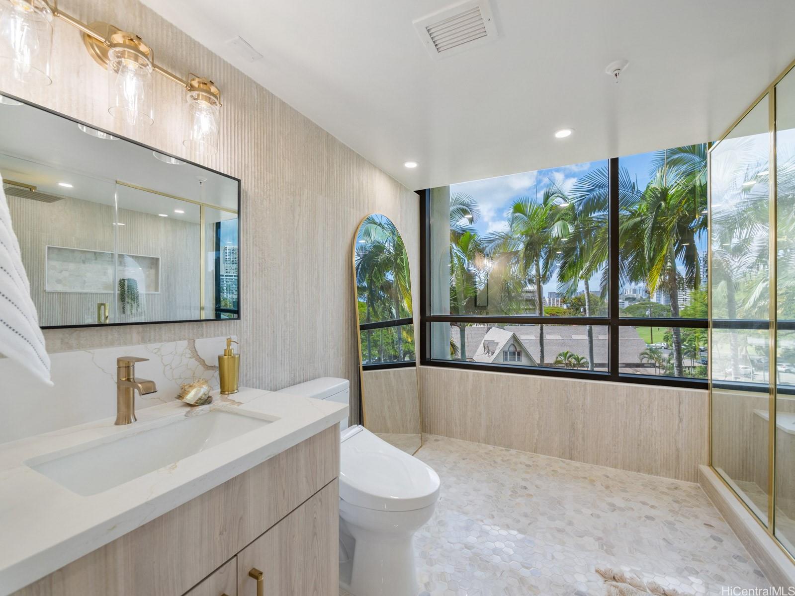 1525 Wilder Avenue  Unit 502