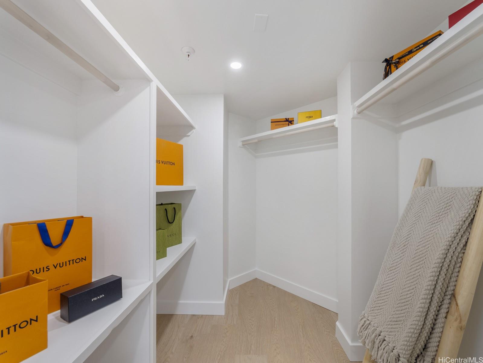 1525 Wilder Avenue  Unit 502