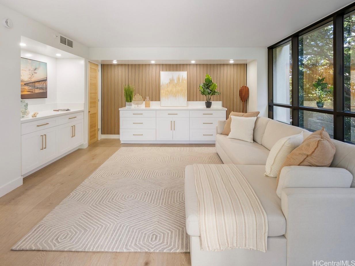 1525 Wilder Avenue  Unit 502