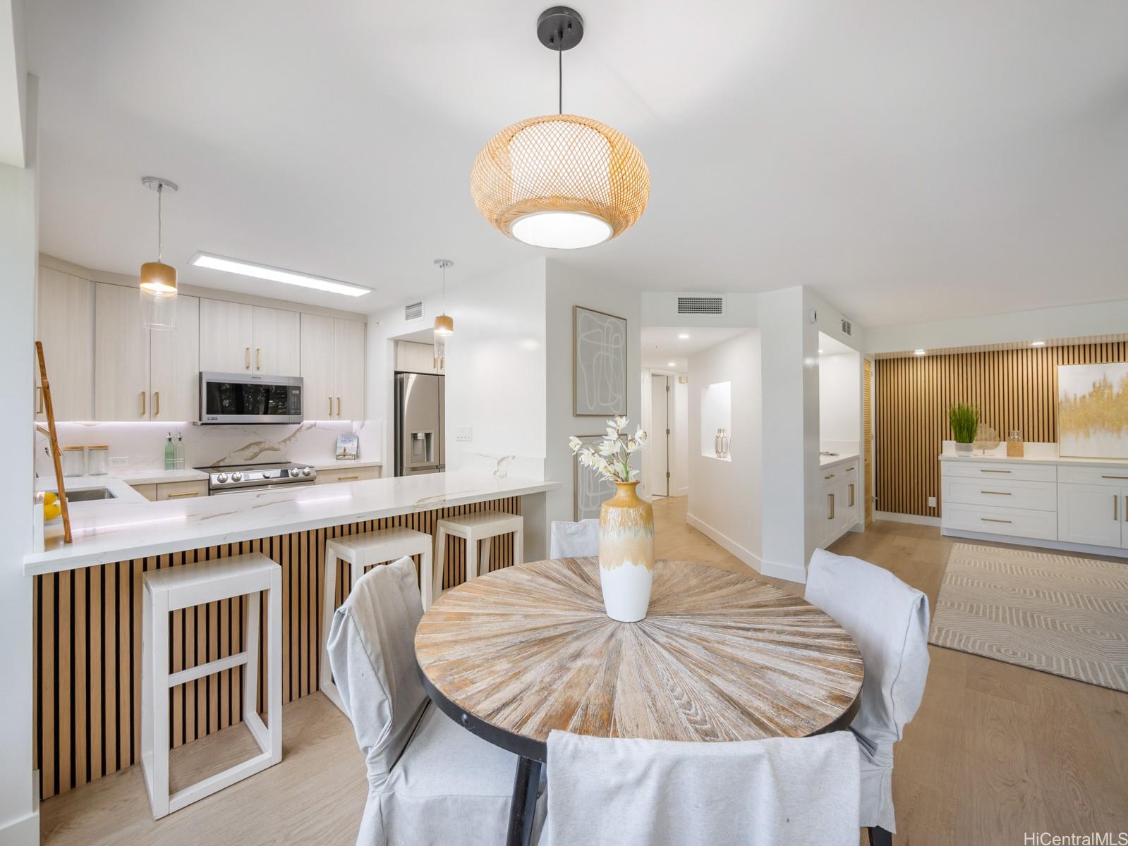 1525 Wilder Avenue  Unit 502