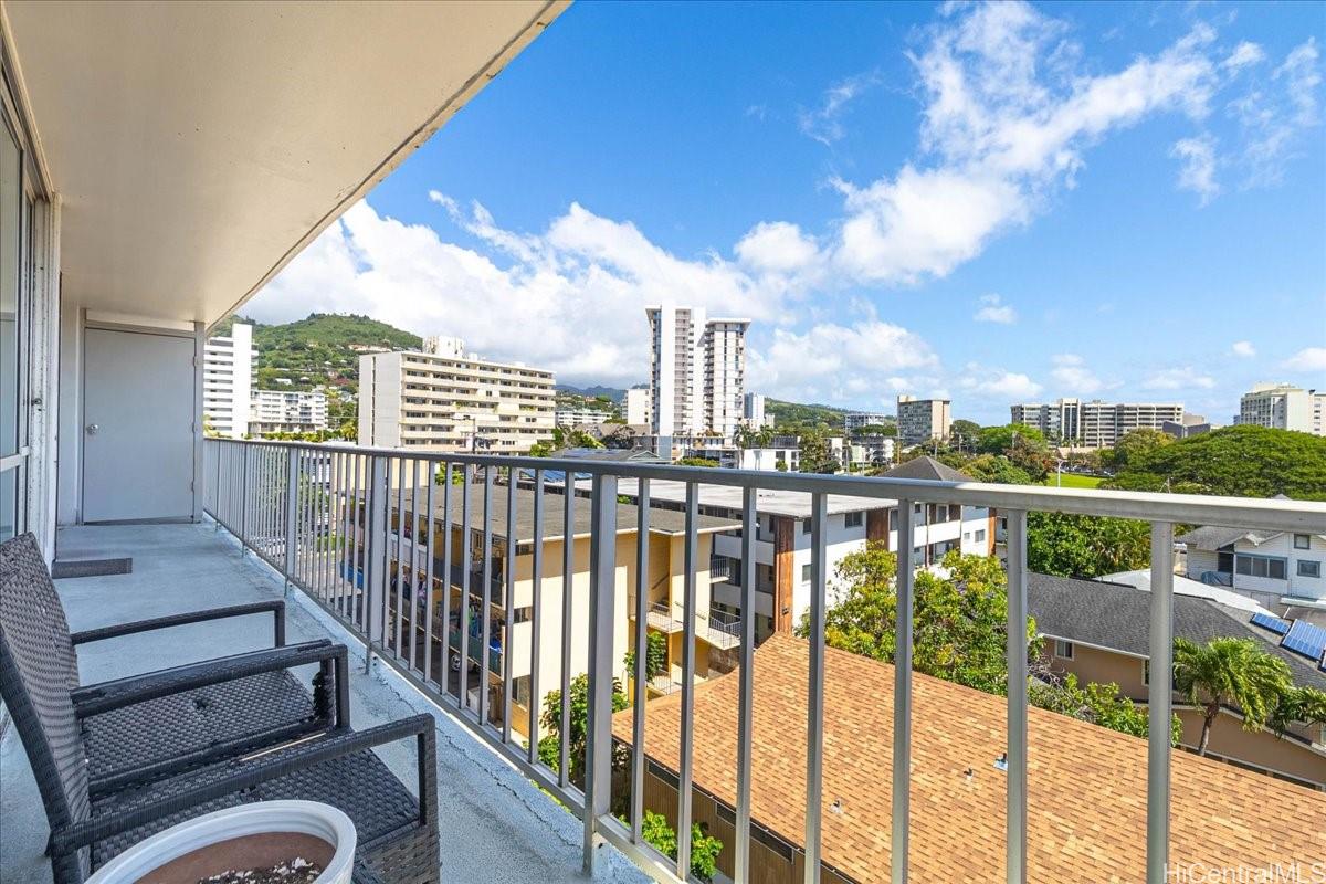 1325 Wilder Avenue  Unit 5