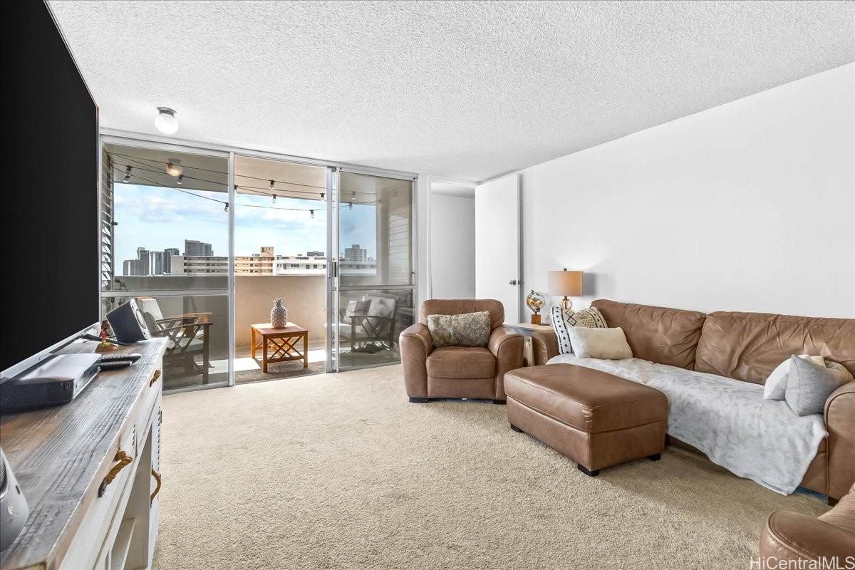 1325 Wilder Avenue  Unit 5